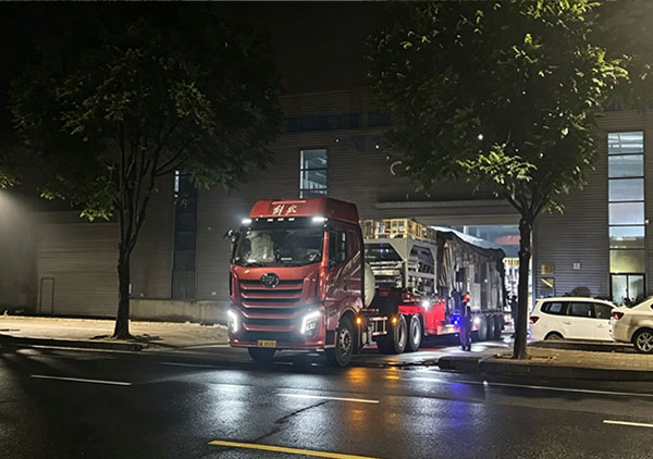 The customized ton bag & valve bag packaging equipment in Shanxi has been successfully dispatched.